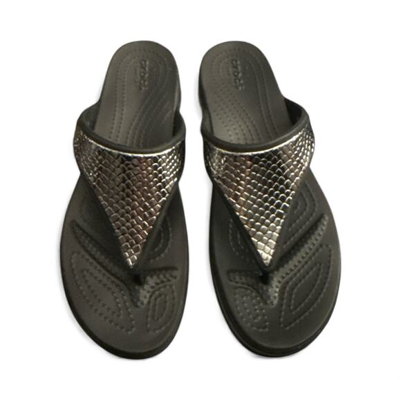 Crocs Monterey Hammered Metallic Wedge Sandals Black Silver 206308 Womens 7 - Picture 2 of 8